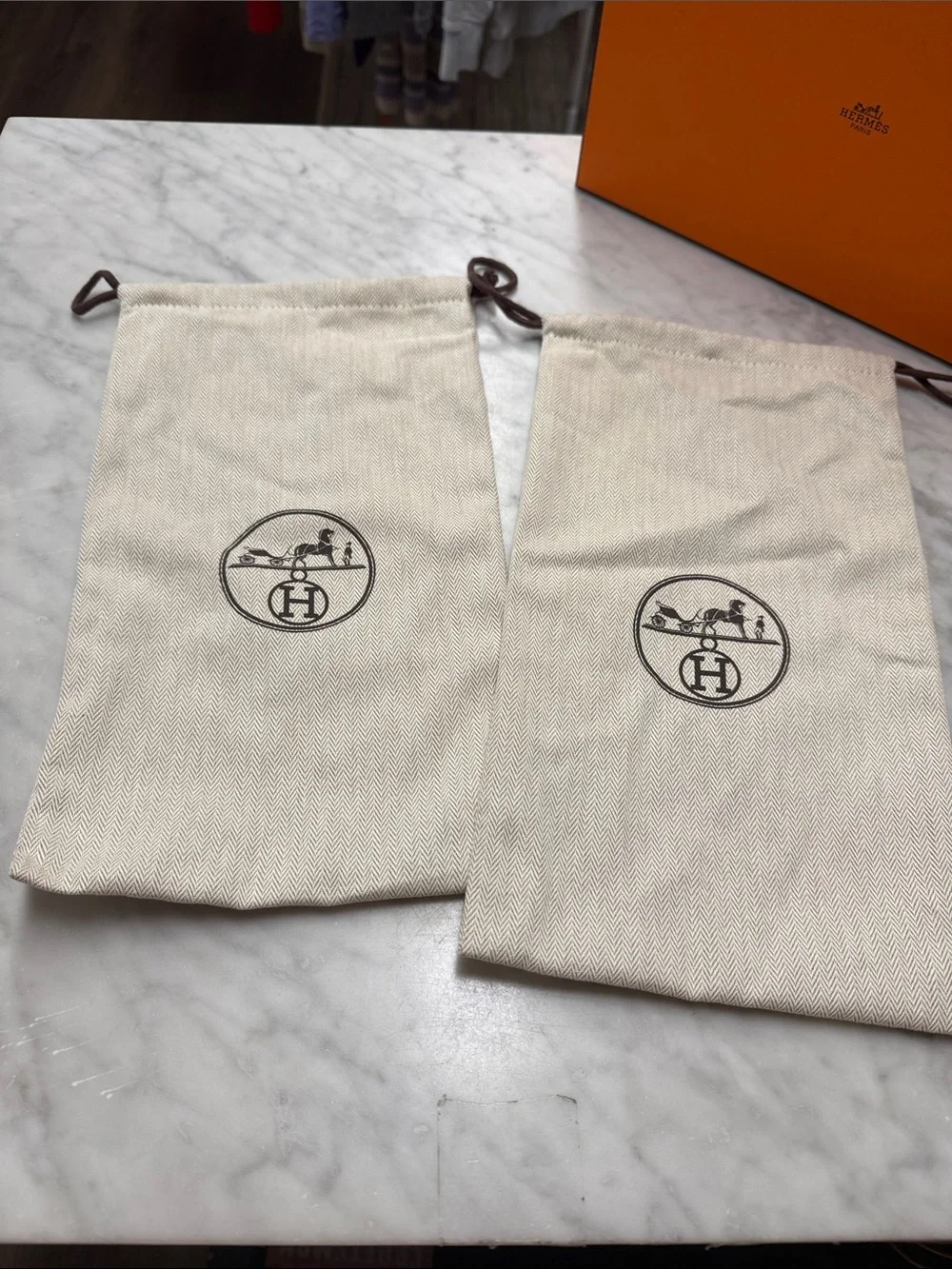 HERMES Decorative Box with Two Sleeper Bags